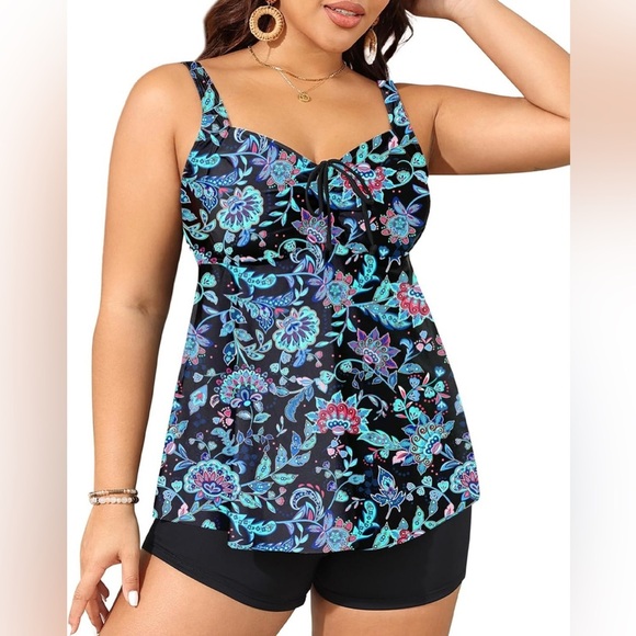 Other - NEW -4 XL beautiful floral, print,Tankini &
Boyshort swimsuit, bathing suit